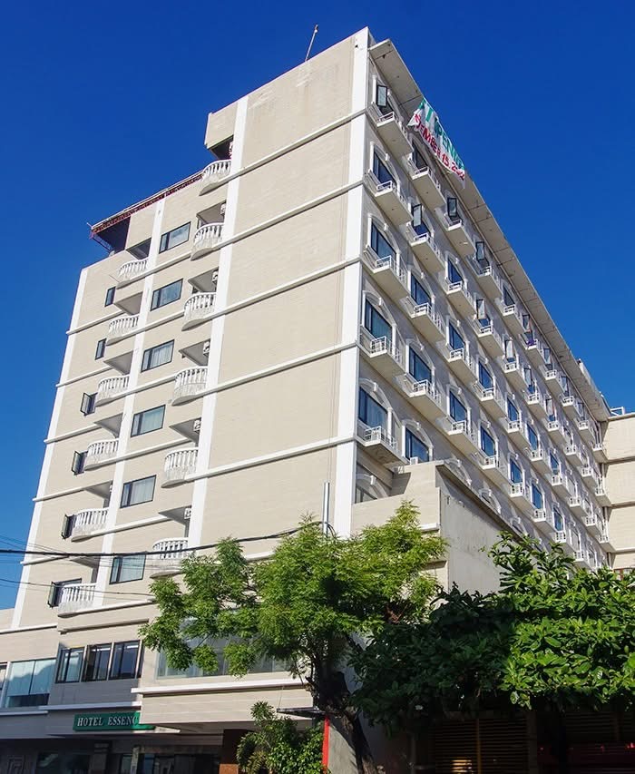 Exterior of Hotel Essencia in Dumaguete